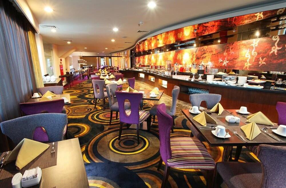 Swiss-Belhotel Ambon Eksteriør bilde